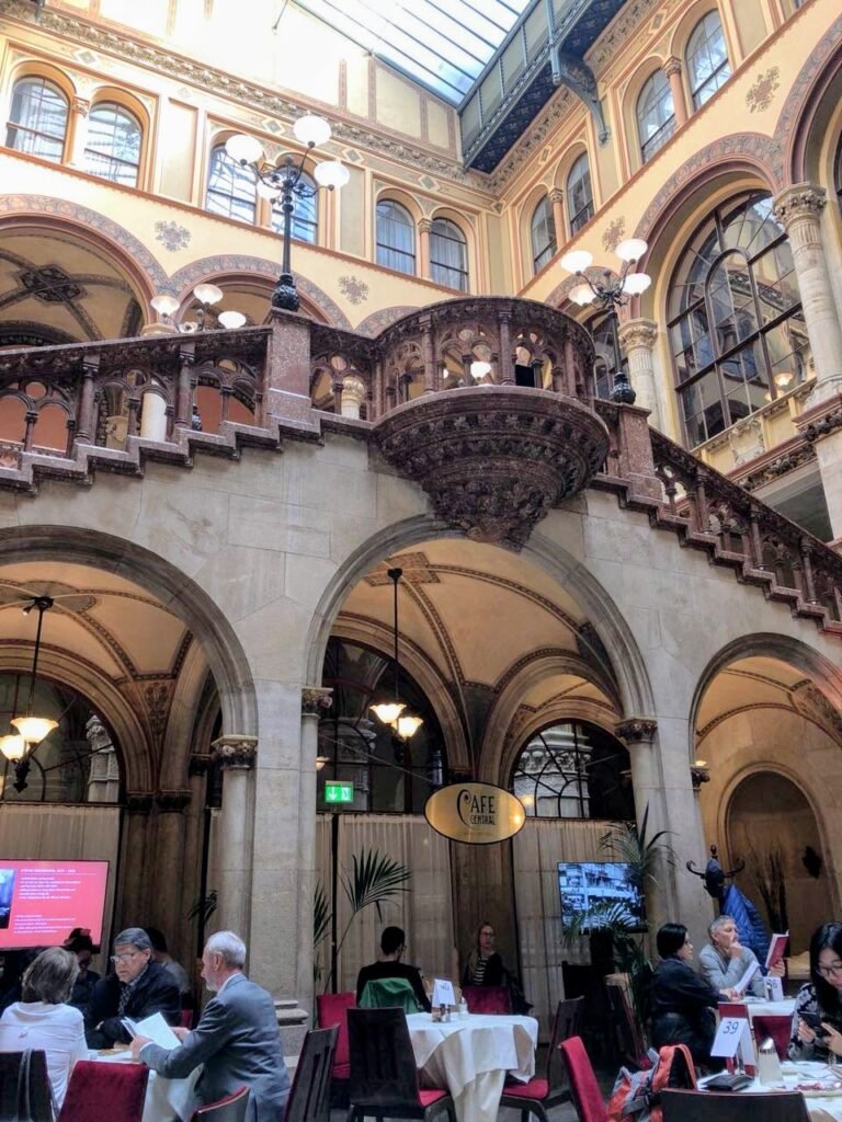 Café Central in der Neuzeit, Wien