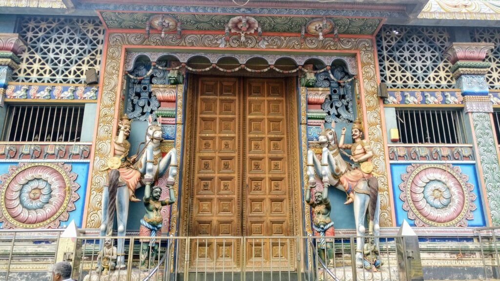 Verzierter Eingang Verzierter Eingang