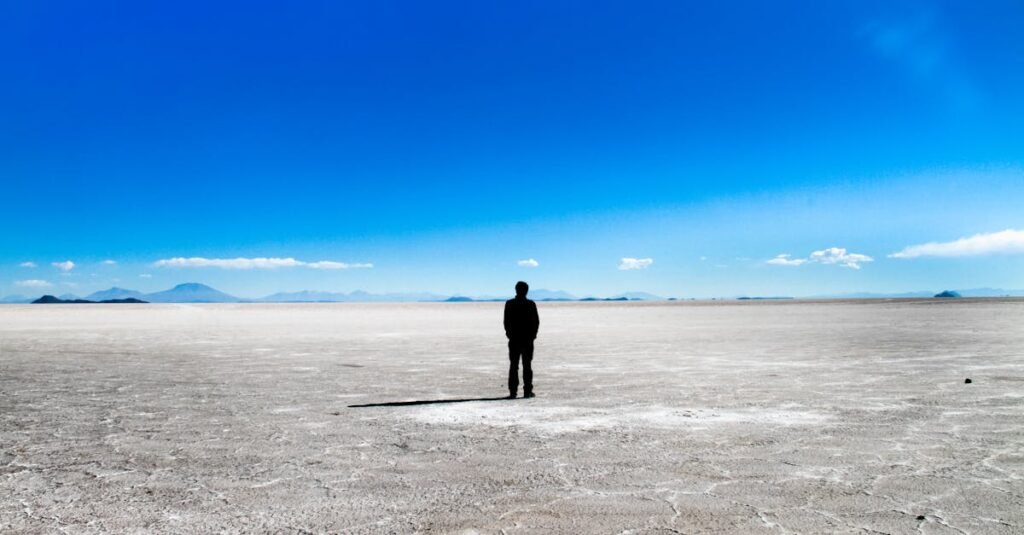 Mann auf Salzsee