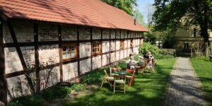 Café im Grünen am Rand von Berlin