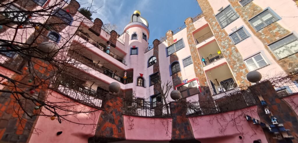 Hundertwasserhaus Magdeburg Hundertwasserhaus Magdeburg