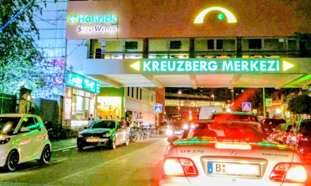 Kottbusser Tor bei Nacht Kottbusser Tor bei Nacht
