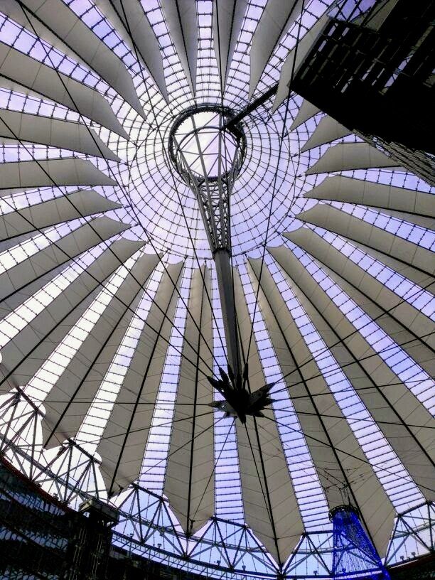 Sony Center Berlin Kuppel im Sony Center