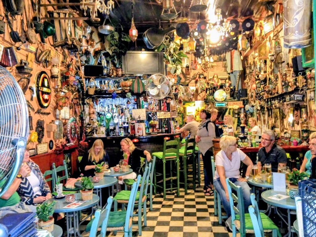 Taverne, innen, urig