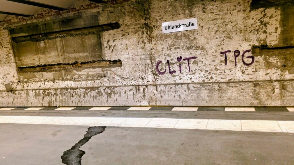 U-Bahn Station Uhandstrasse, Hauptstadt U-Bahn Station Uhandstraße, Hauptstadt