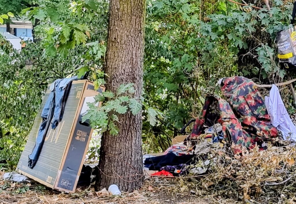 Wohnen im Grünen Obdachloser im Zelt am Lnadwehrkanal