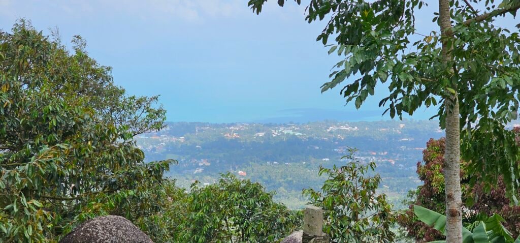 Blick über Koh Chang ins Tal