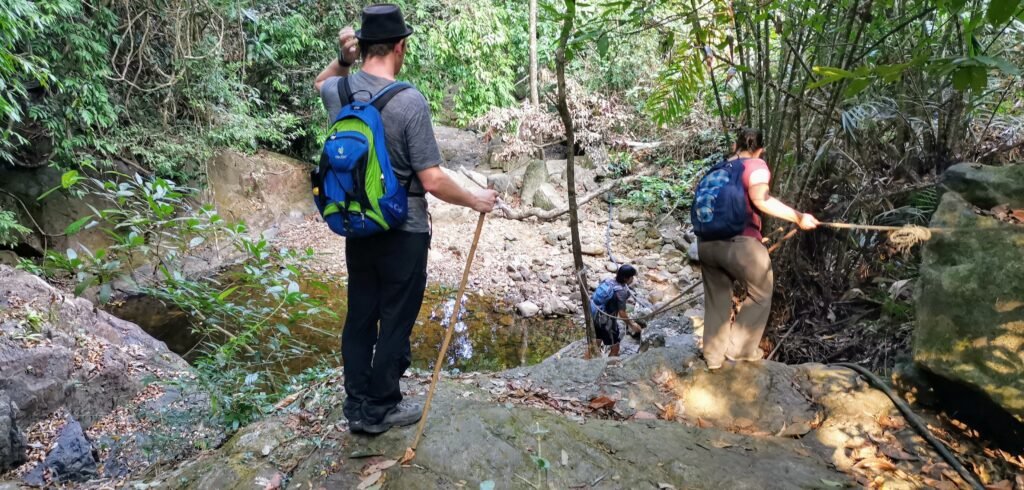 Wandergruppe vom Khao Salak Phet