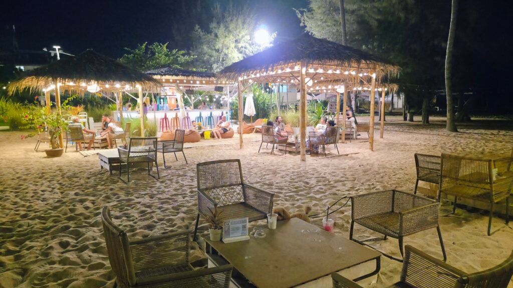 Beach Bar Centara